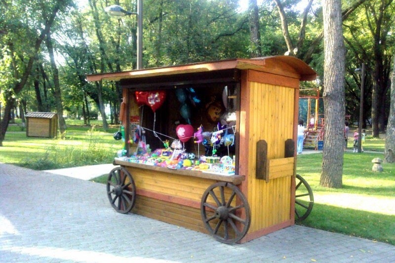 gift small shop.jpg