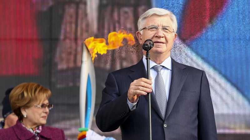 Vladimir Evlanov and Larisa Volik lighted symbolic Paralympic cauldron in Krasnodar